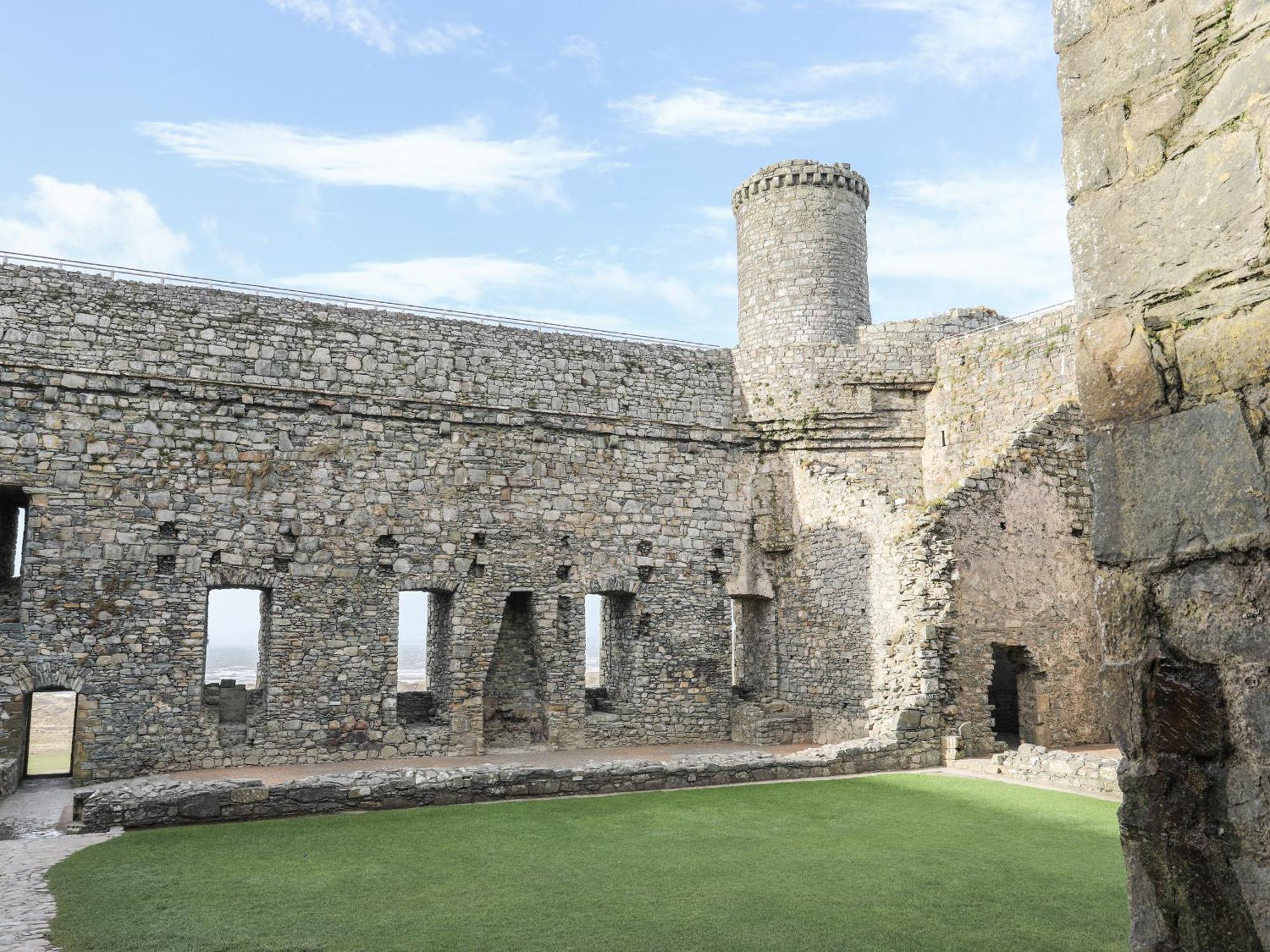 Harlech Apartments - Gwern Exterior foto