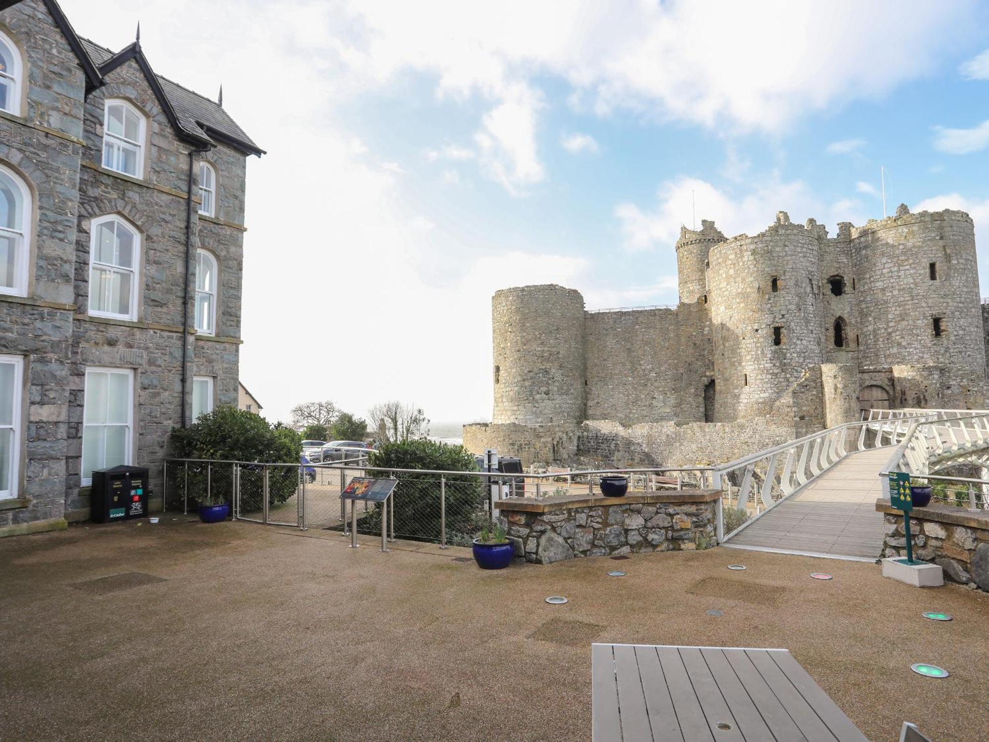 Harlech Apartments - Gwern Exterior foto